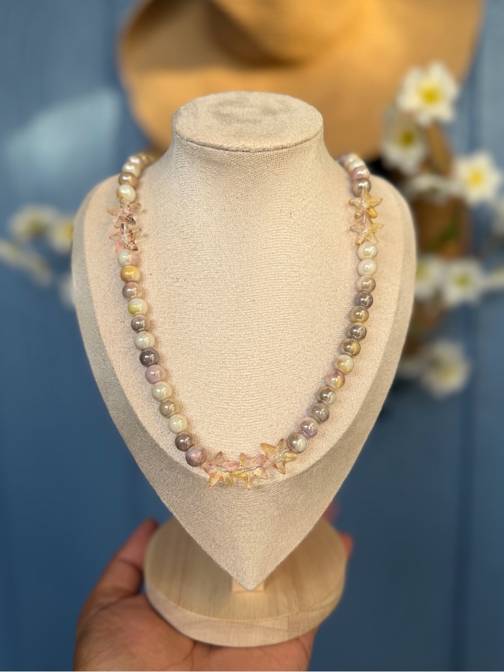 ARTISAN Beachy Oasis Glass Beaded Necklace - Pink and Cream